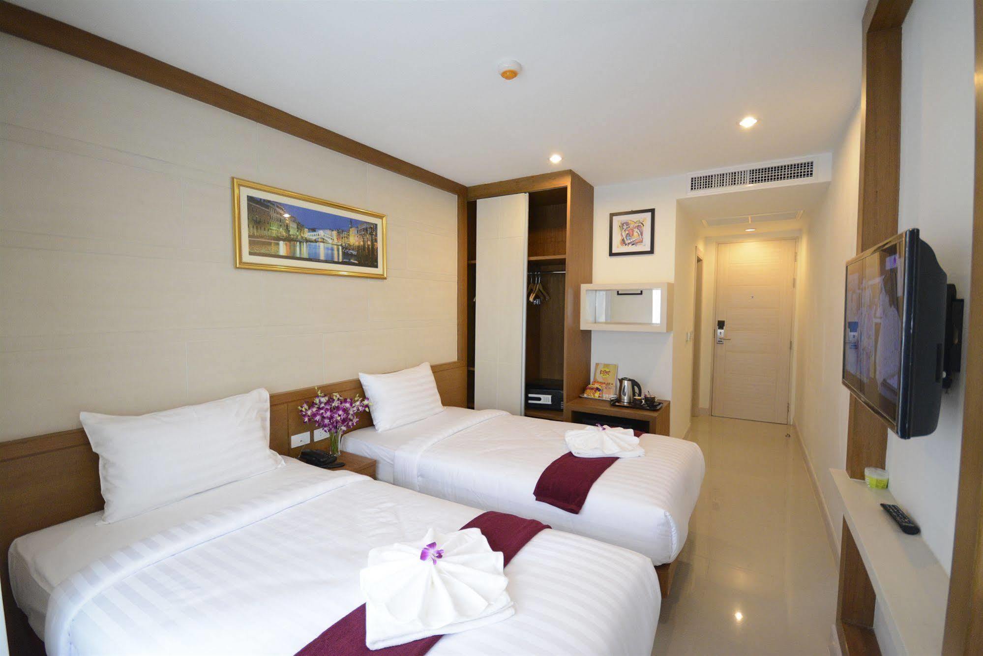 The Center 3* Phuket