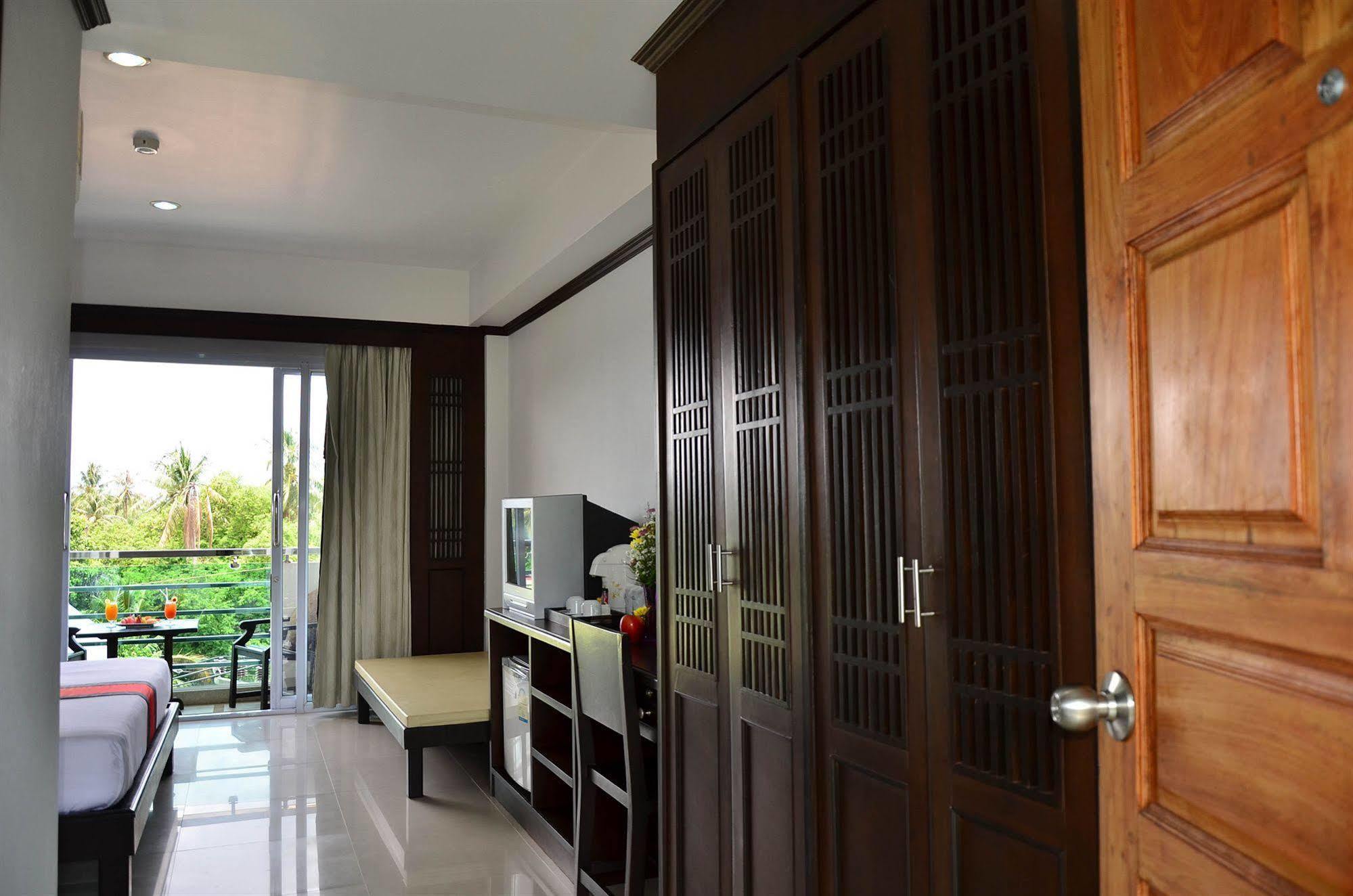 First Chaweng (Koh Samui)