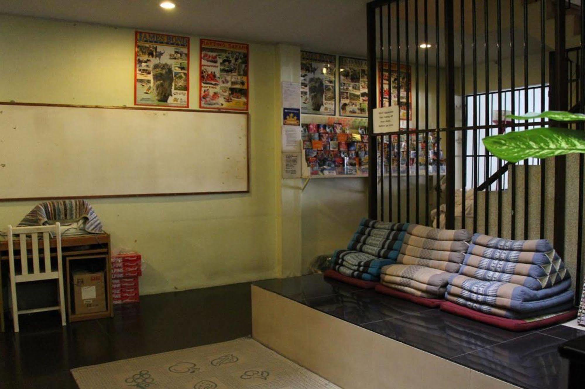 Oyo 1054 Backpacker 2* Phuket
