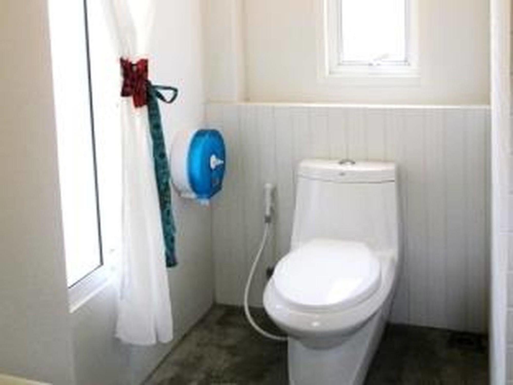 Glur Hostel *