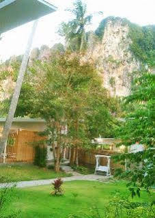 Glur Hostel *