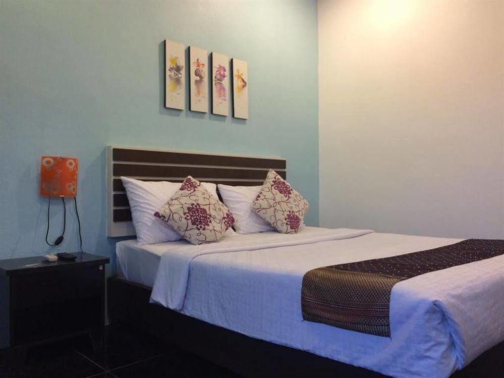 Loma Place Resort 2*