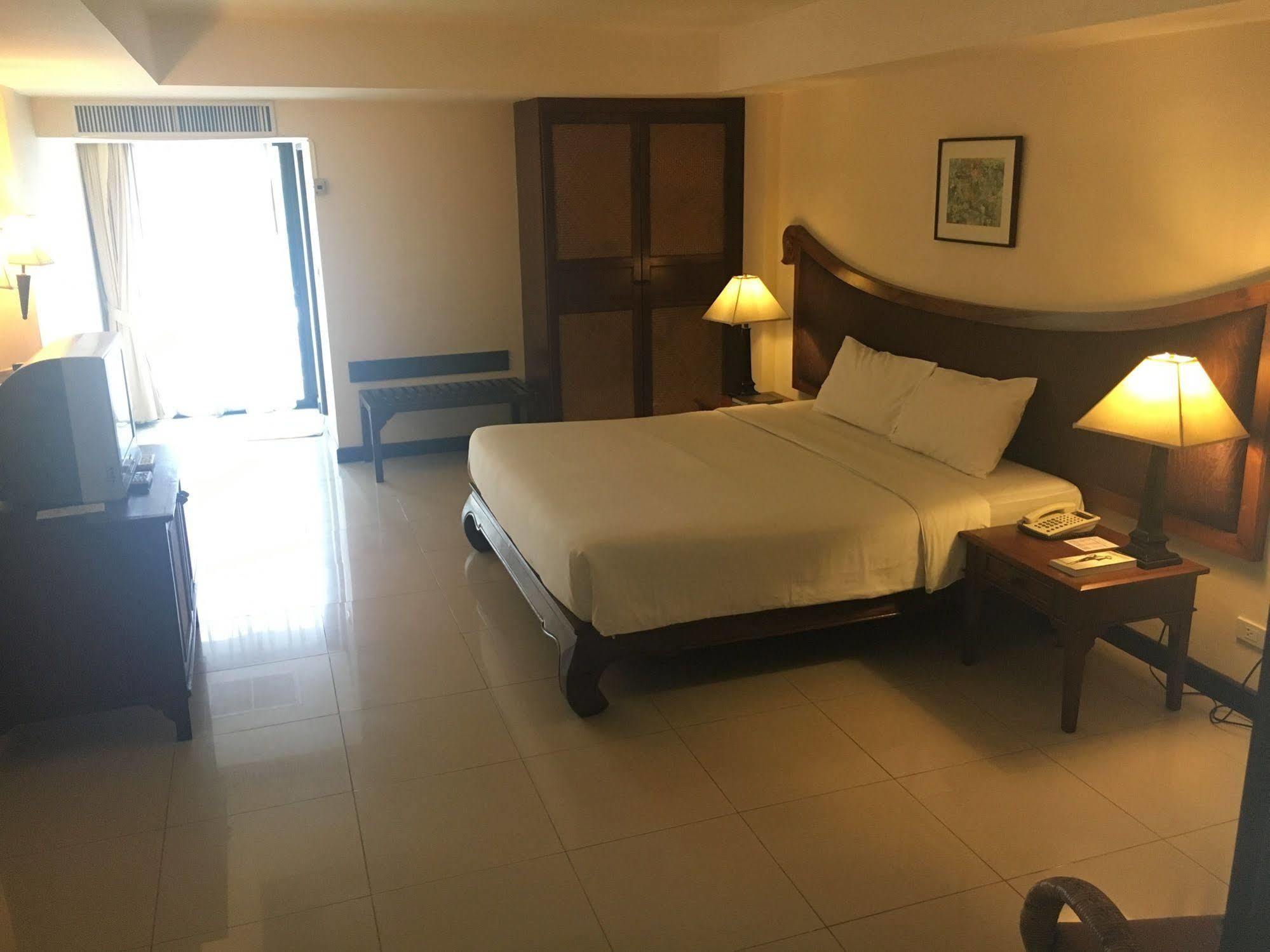 Nora Lakeview Hotel Chaweng (Koh Samui)