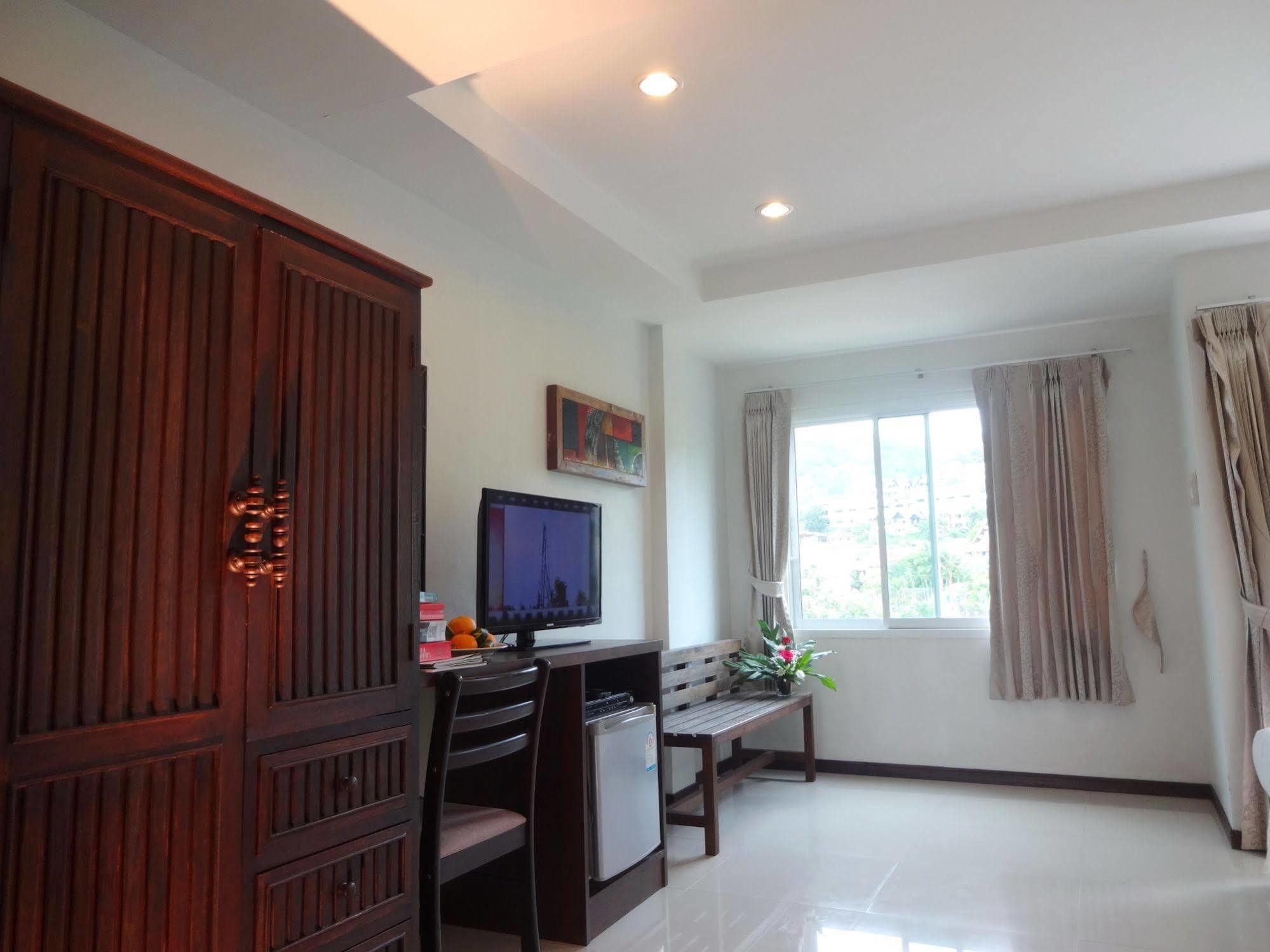Hotel Athome @nanai 8 2*