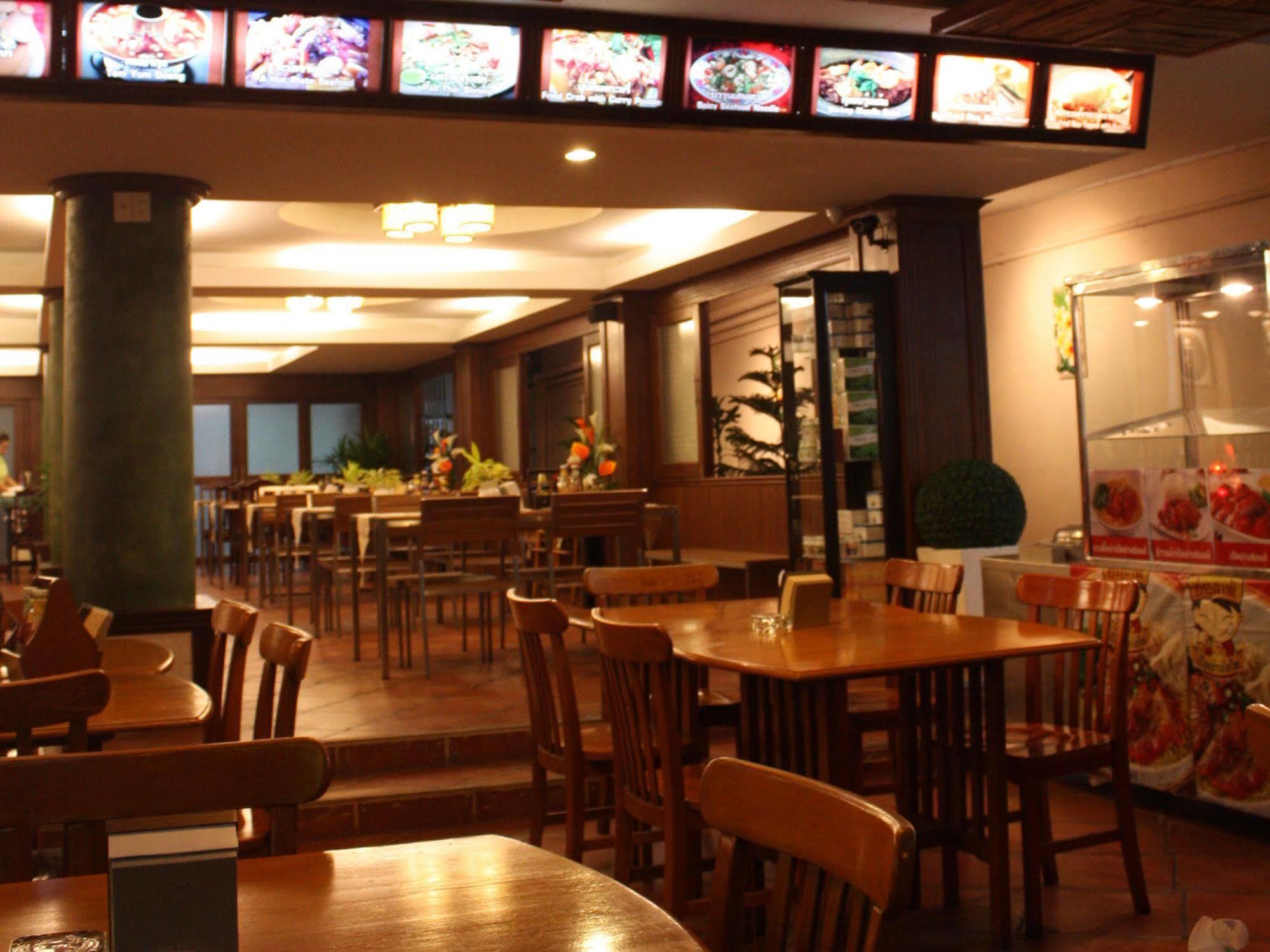 Opal House & Restaurant 2*