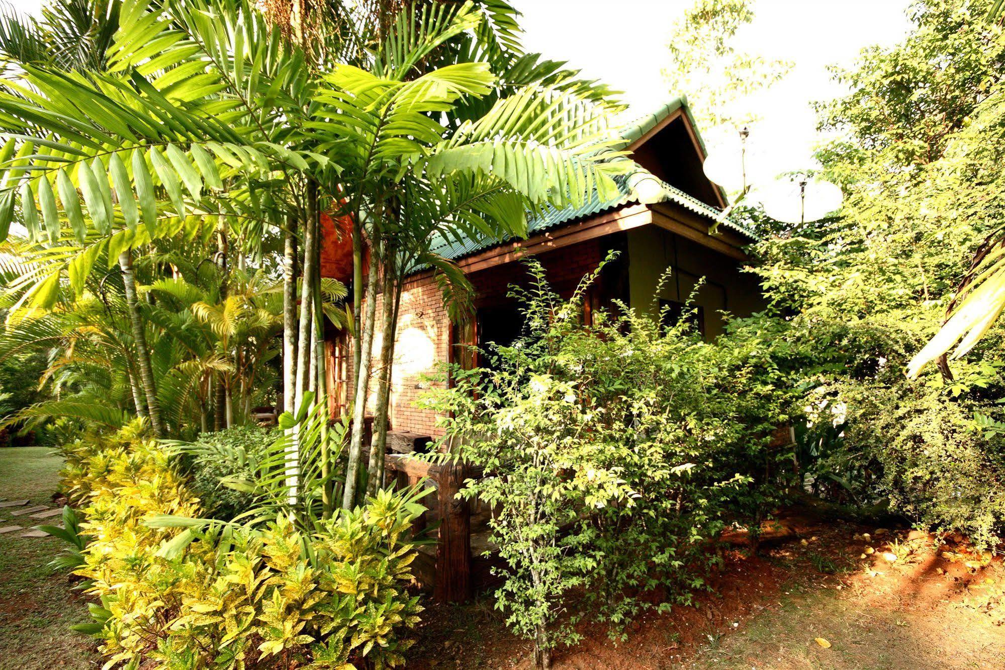 Vipa Tropical Resort 3*