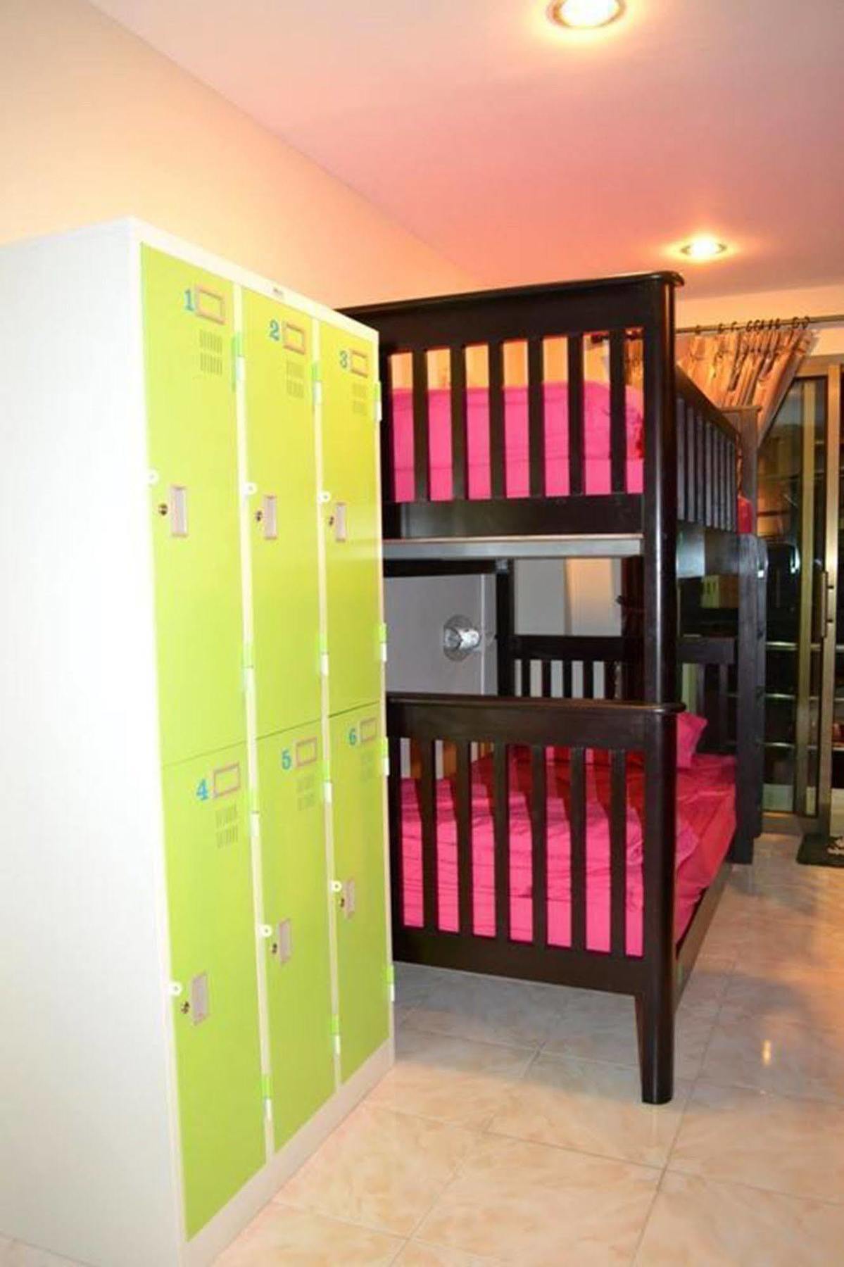 Baan Smile Place Hostel