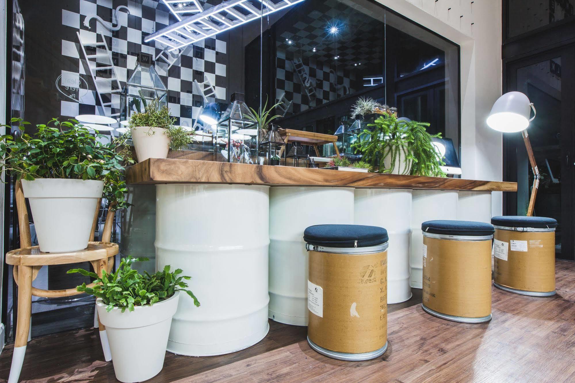 Blu Monkey Hub And Town- Free Day Coworking Space Hotel 4*