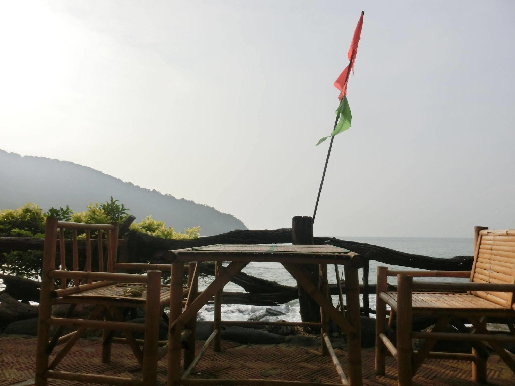 Resort Bamboo Bay