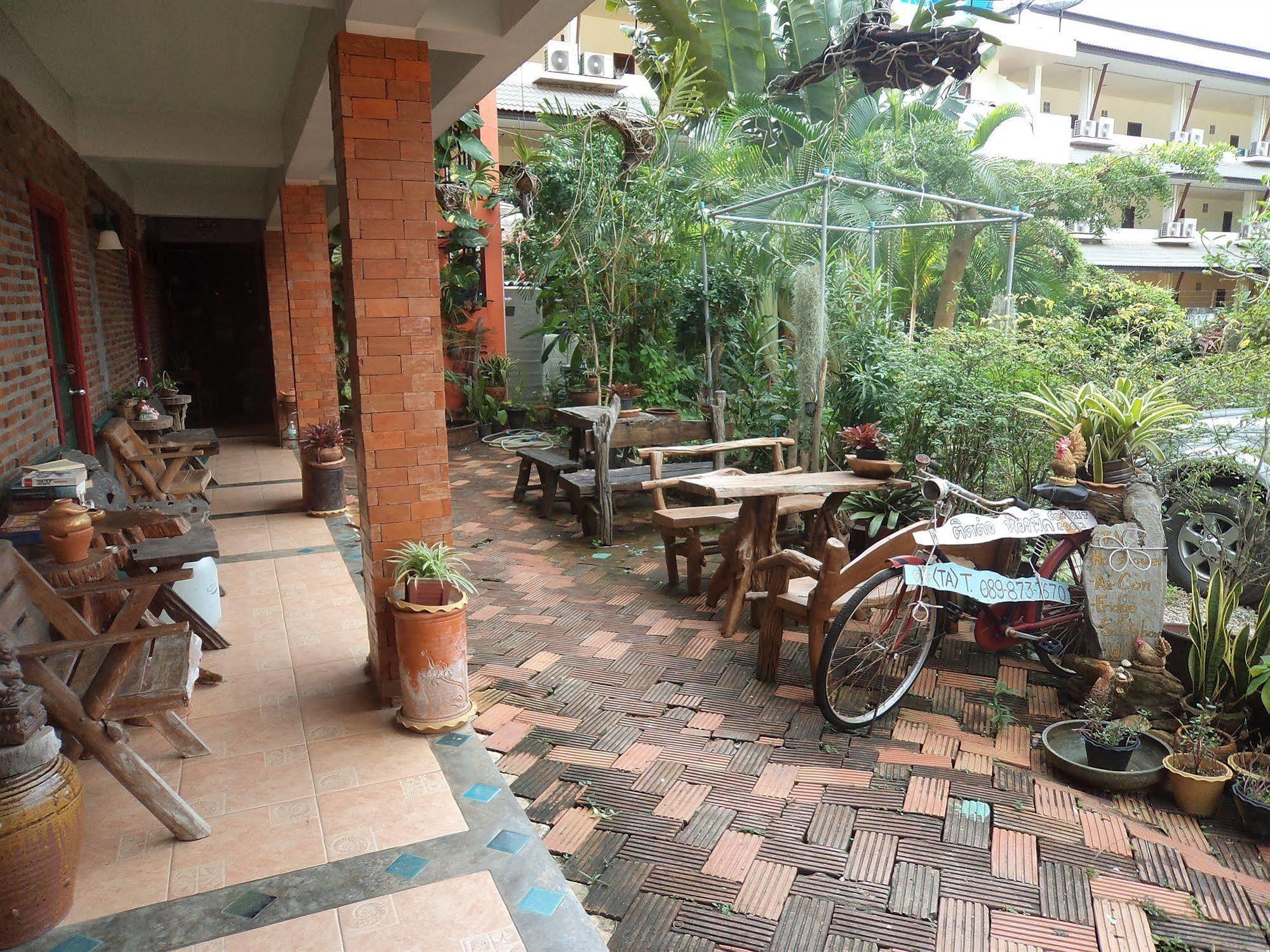 Baan Por Jai Koh Lanta