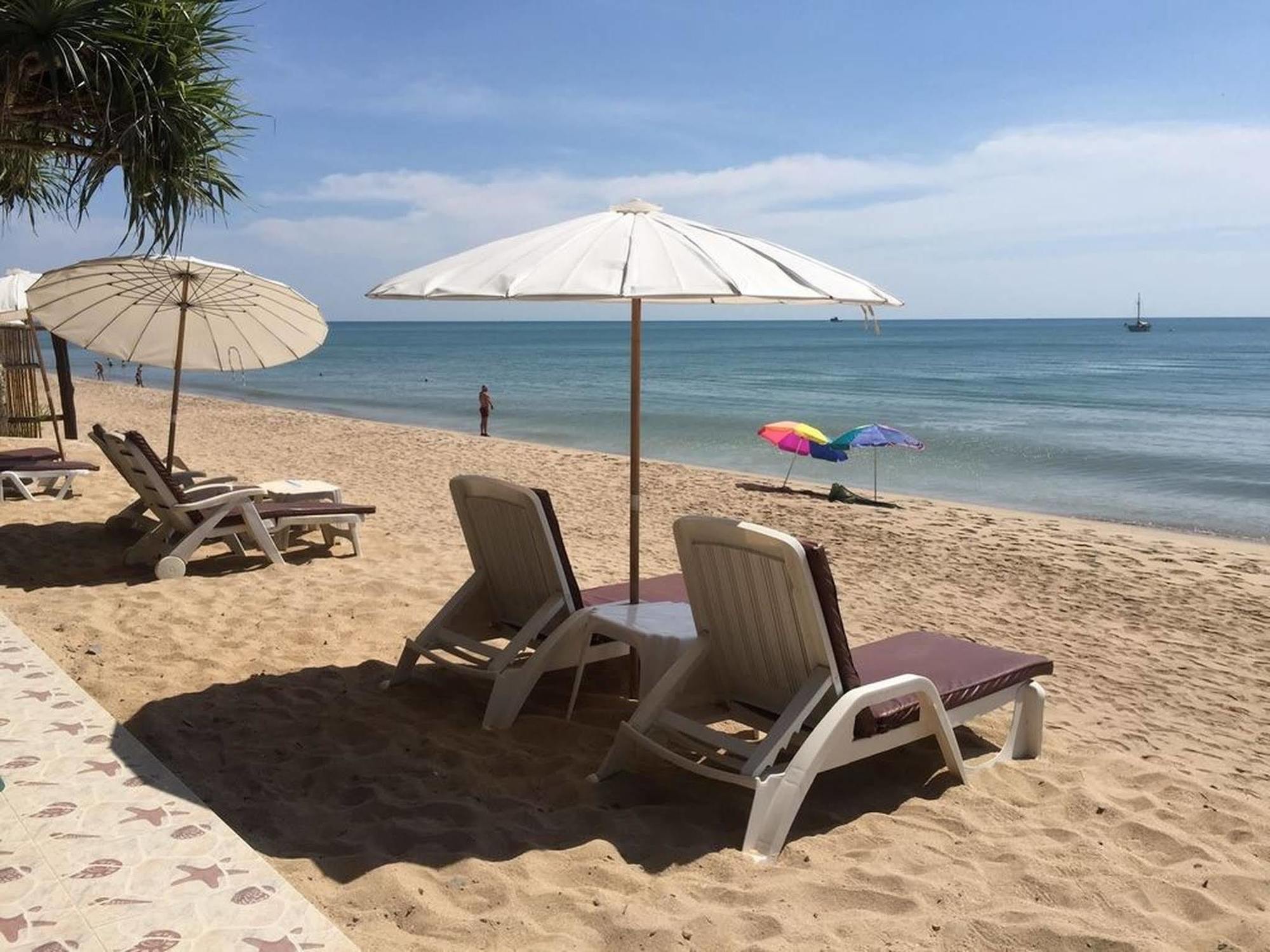 Lanta Hotel