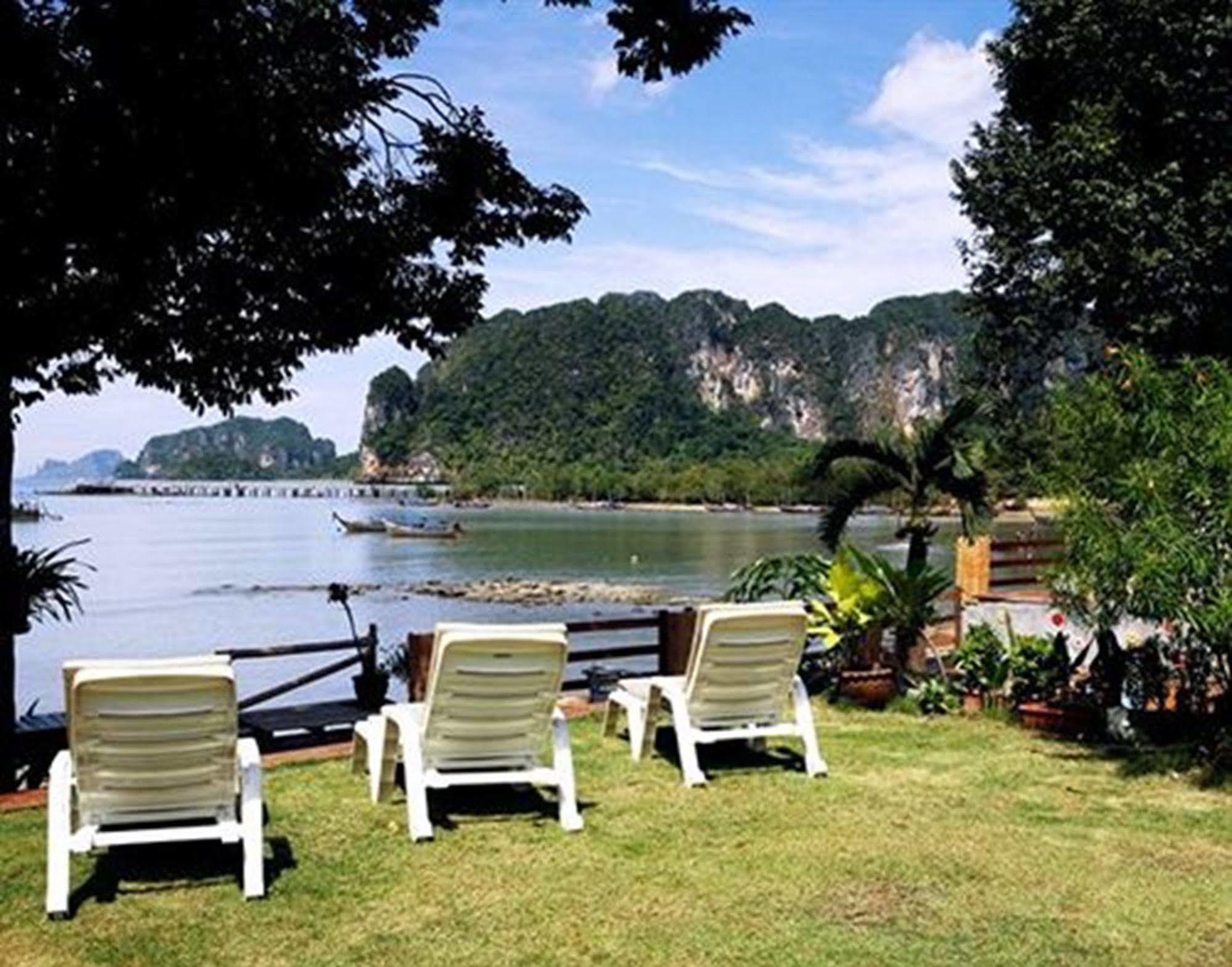 Resort Krabi Tropical 3*