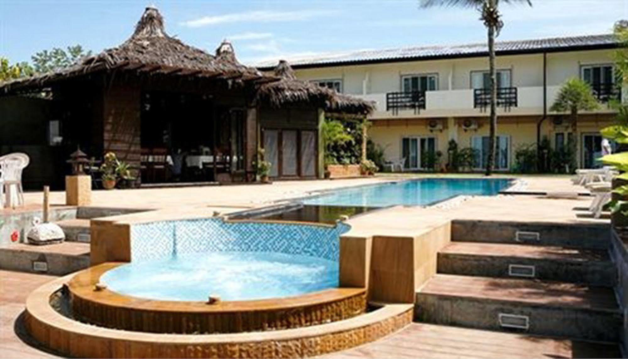 Resort Krabi Tropical 3*