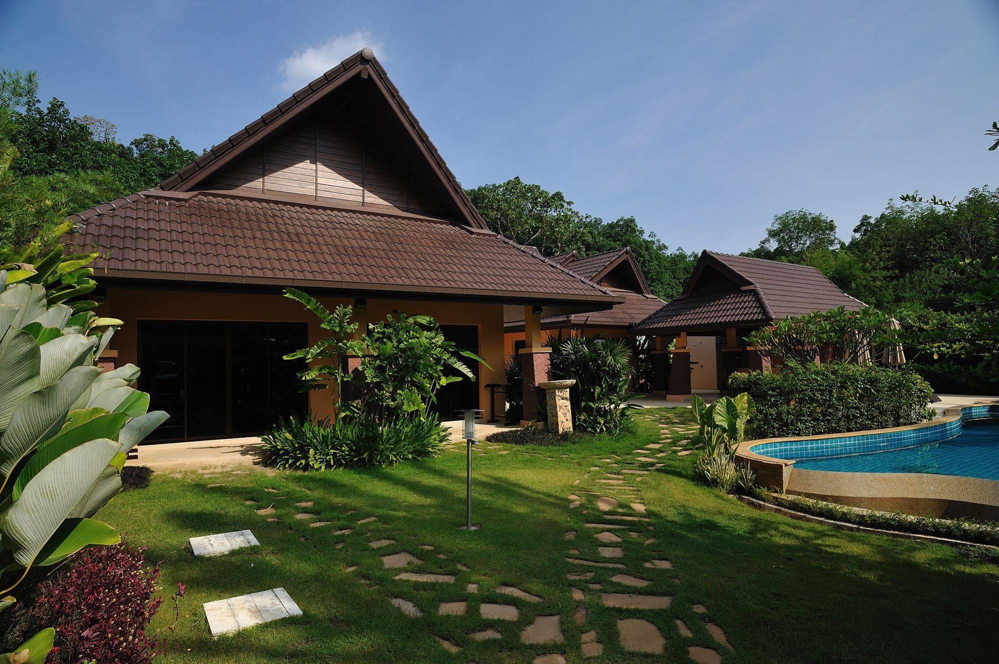 Baan Zoe Villa *