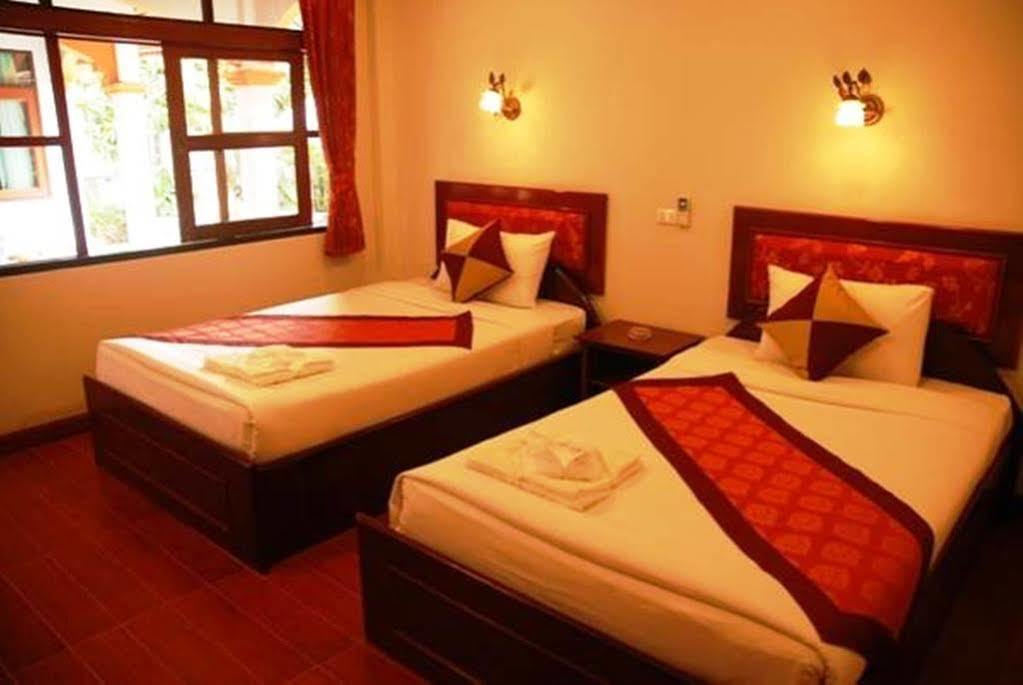 Hotel Kinnaree 3*