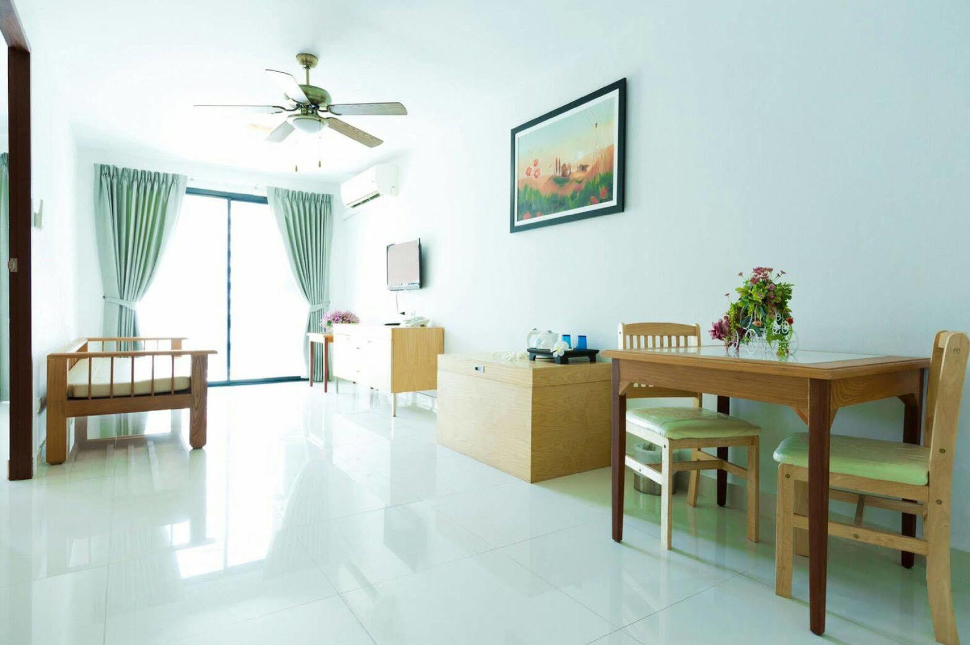 Neo Jomtien Beach