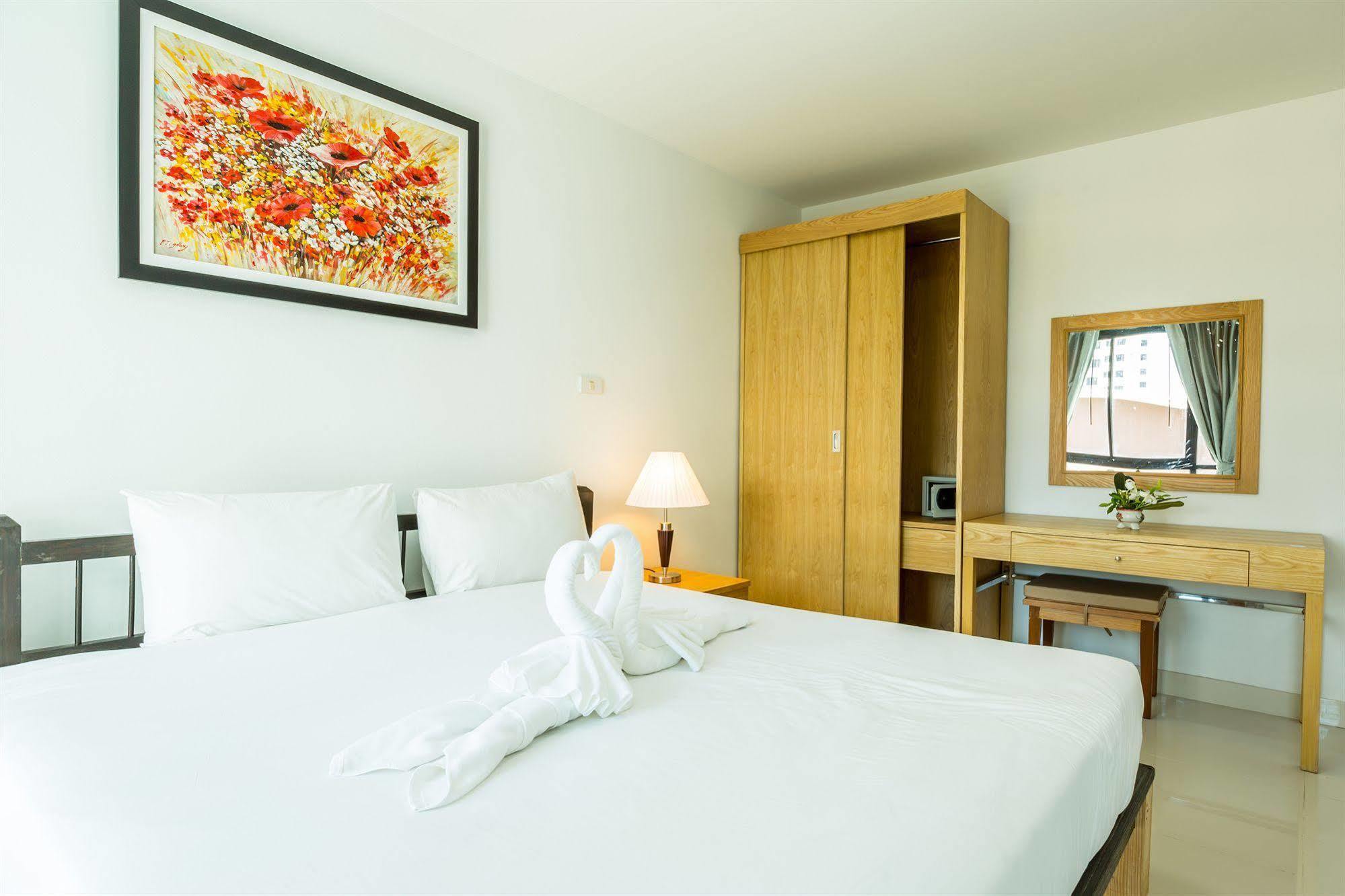 Hotel Neo