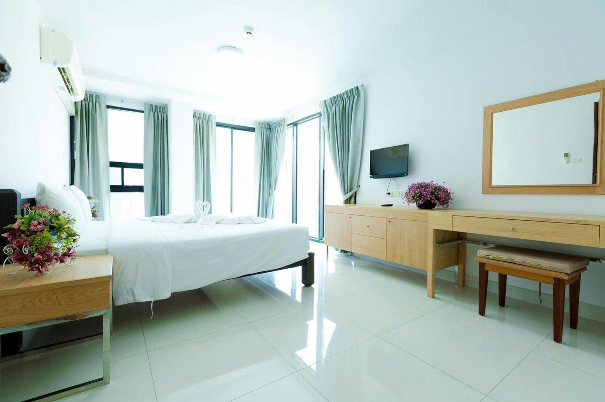 Neo 3* Jomtien Beach