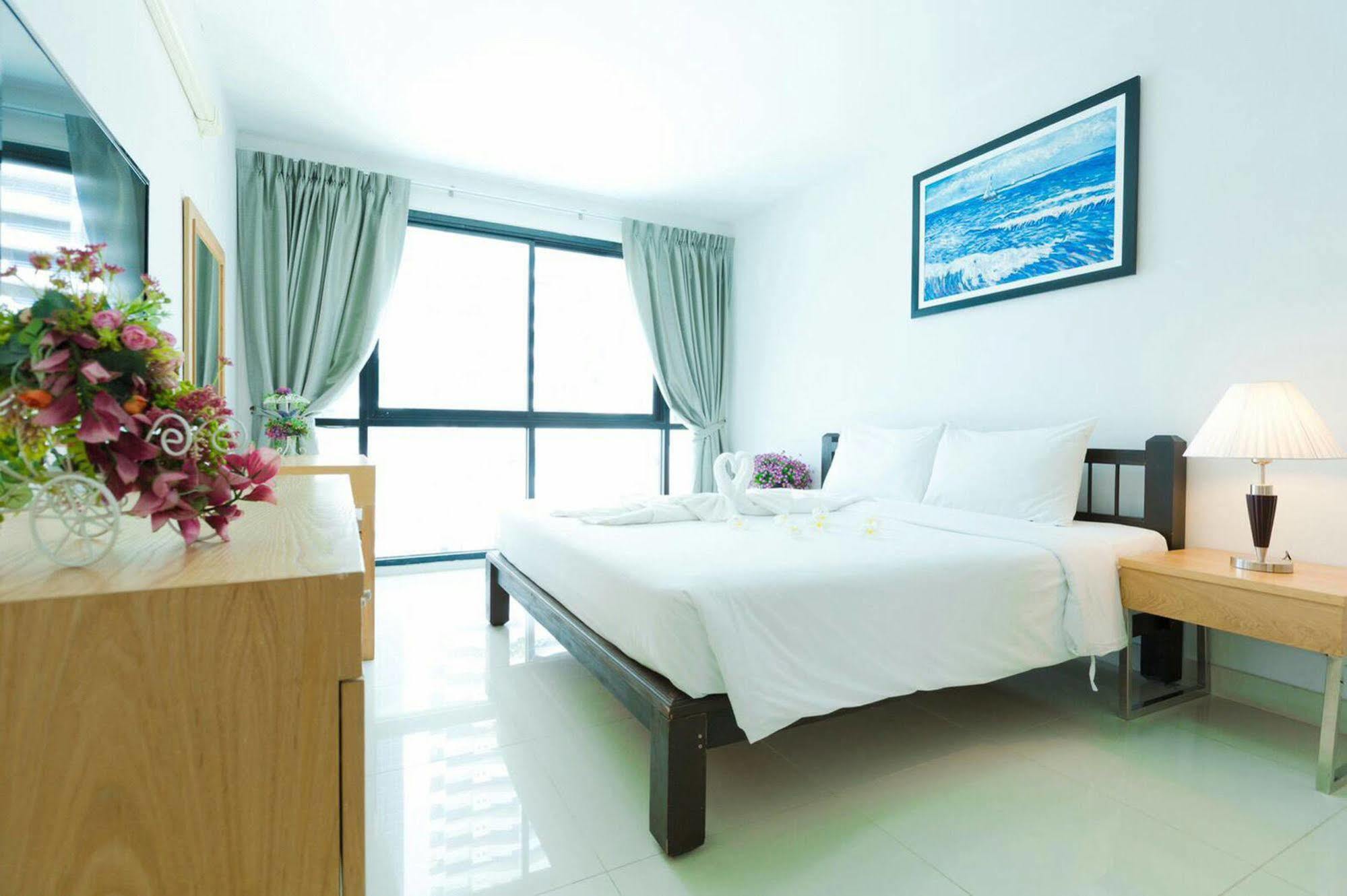 Hotel Neo Jomtien Beach