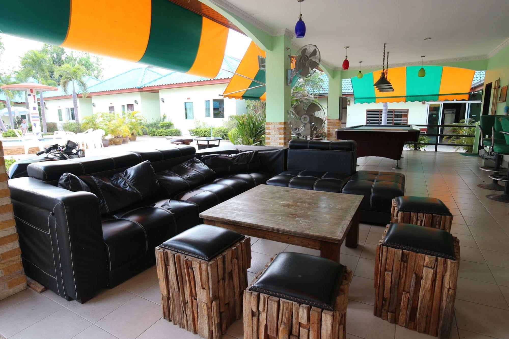Resort Ponderosa Pattaya
