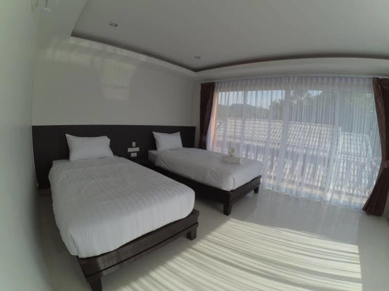Lanta Fevrier Hotel Koh Lanta