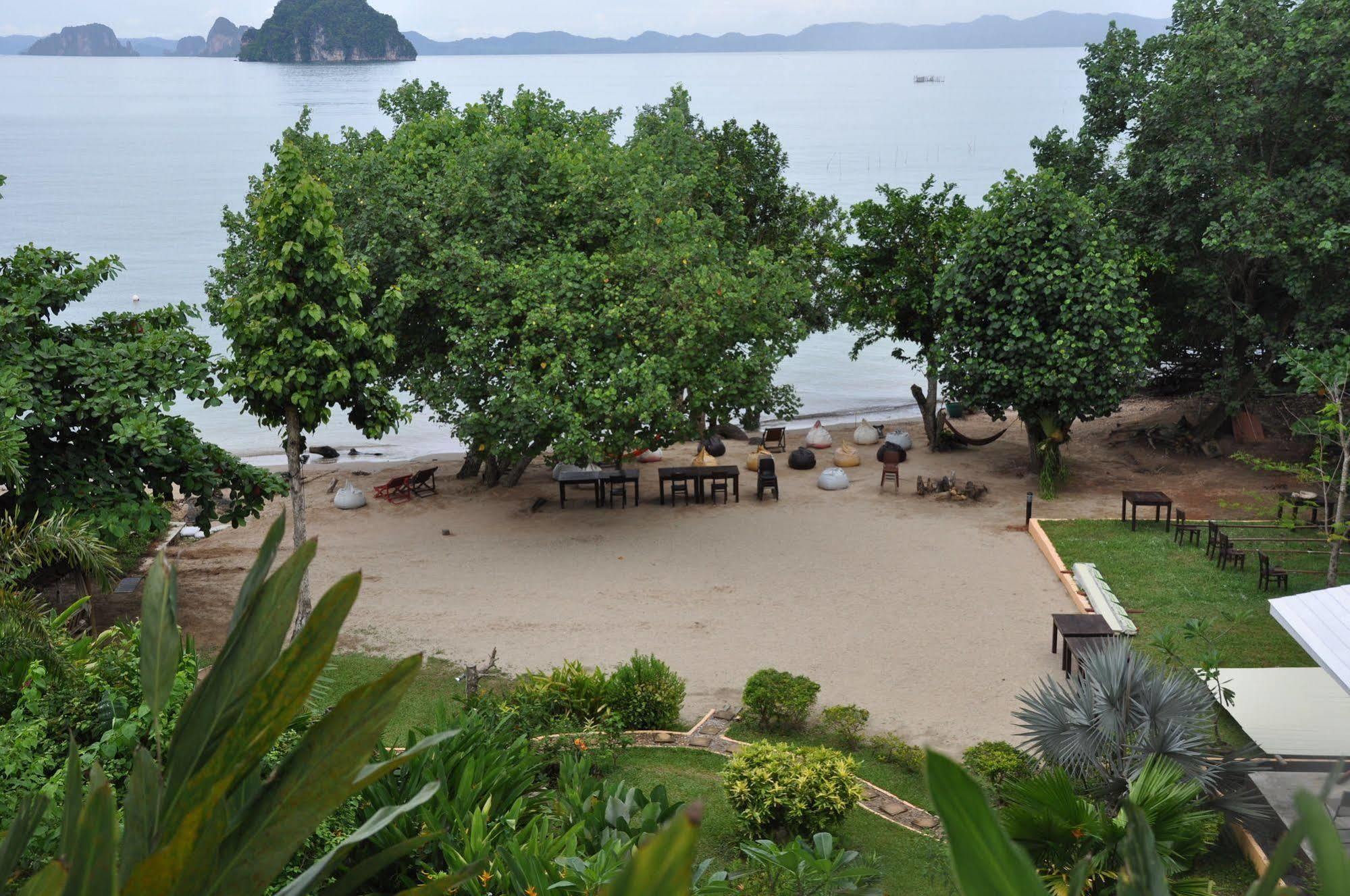 Le Passe-temps 3* Tha Lane Bay
