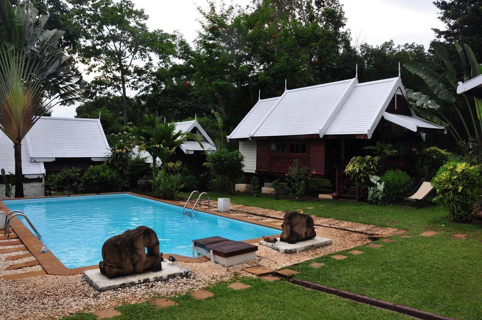 Le Passe-temps Hotel Tha Lane Bay
