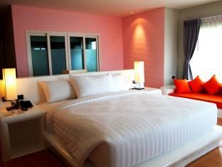 Hotel Oyo 626 The Phuket 2*