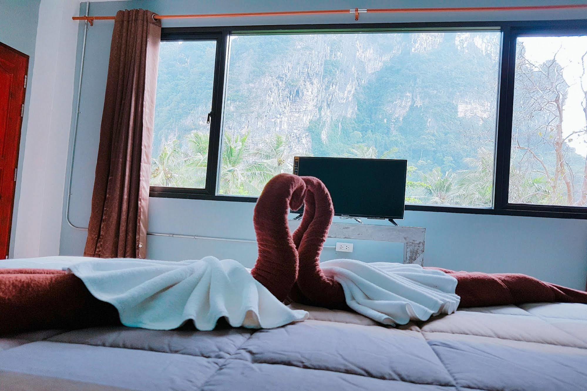 K-bunk Aonang Center Hotel