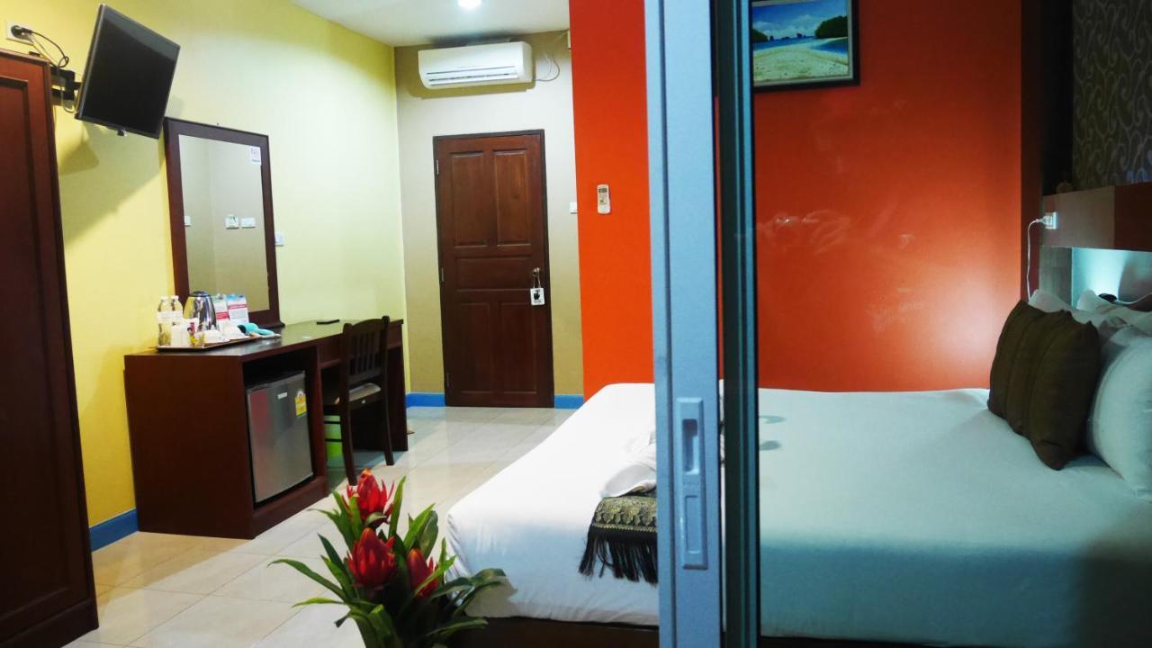 Hotel Chongkhao Resort- Island