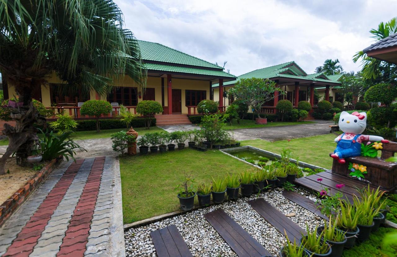 Sleep In Lanta Resort