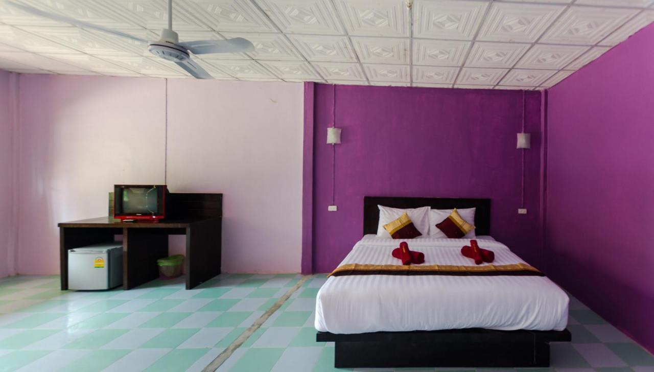 Sleep In Lanta Resort 2*