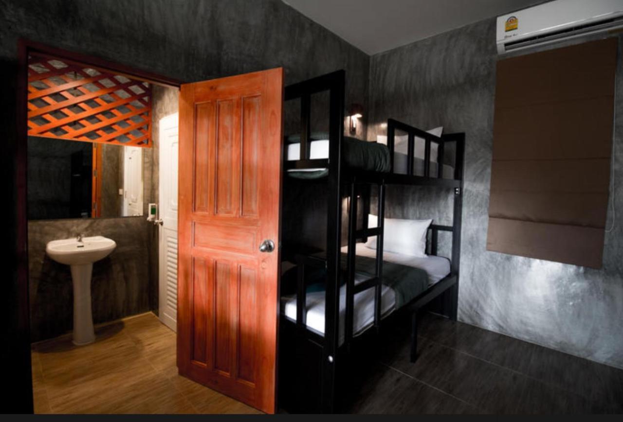 Hostel Blanco Lanta 18 To 35 Koh Lanta