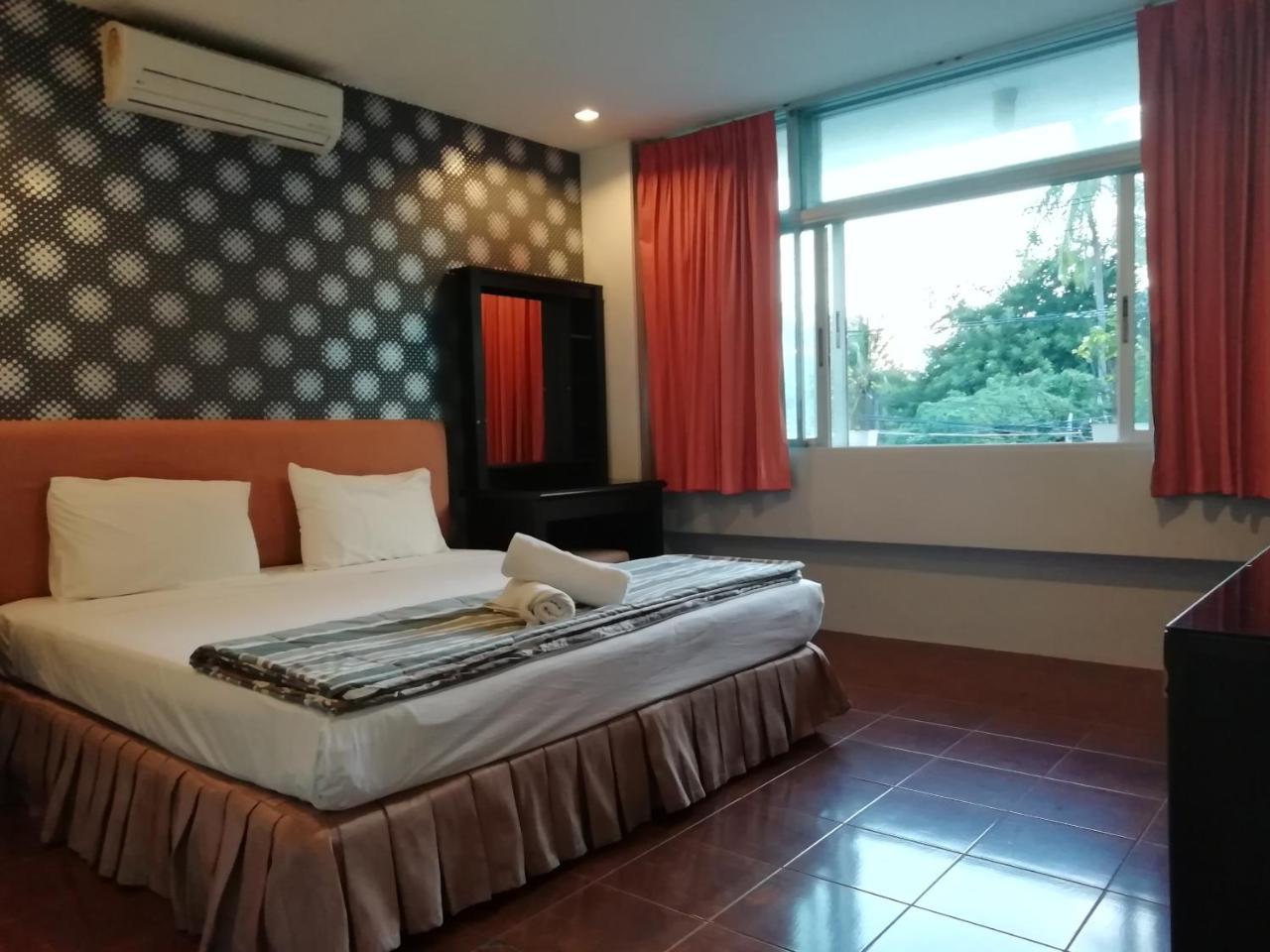 Fnb Hotel 2*