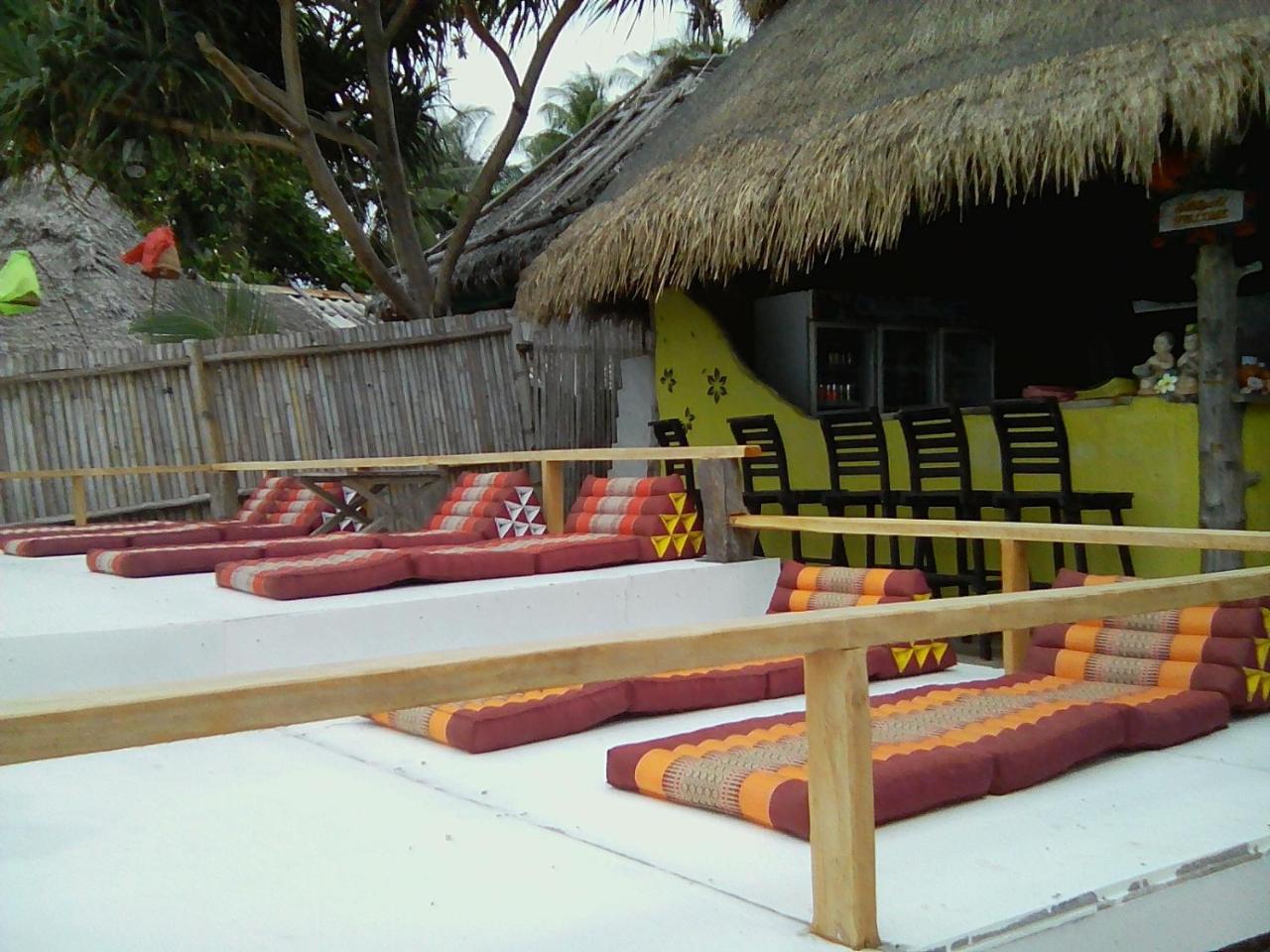 Resort Sea Shell *
