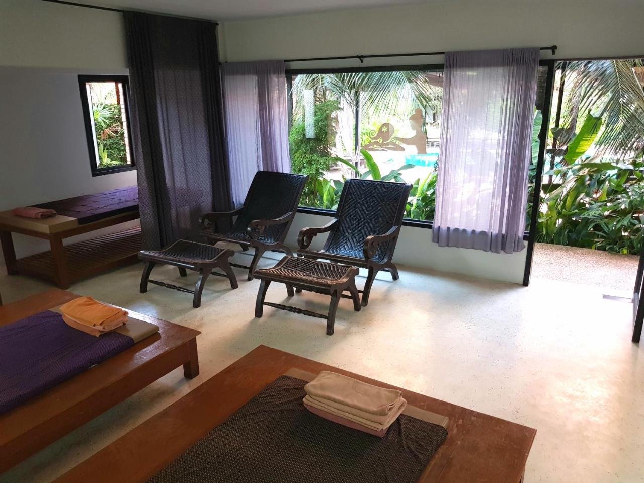 Resort Tropicana Lanta 3*