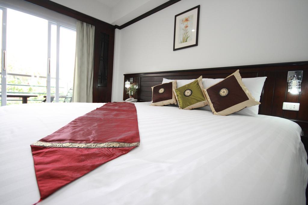 First Chaweng (Koh Samui)