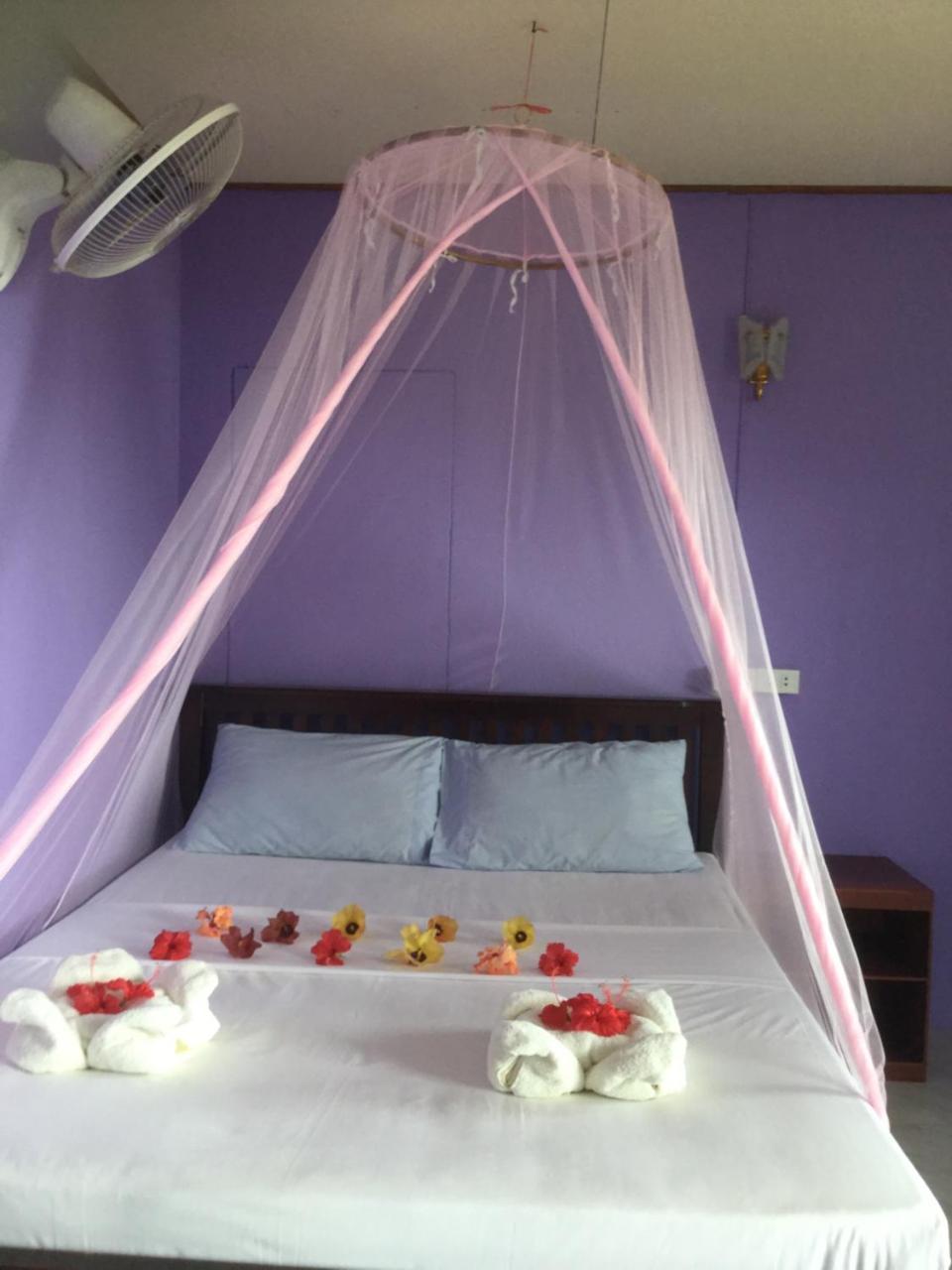 Sun Smile 2* Koh Jum