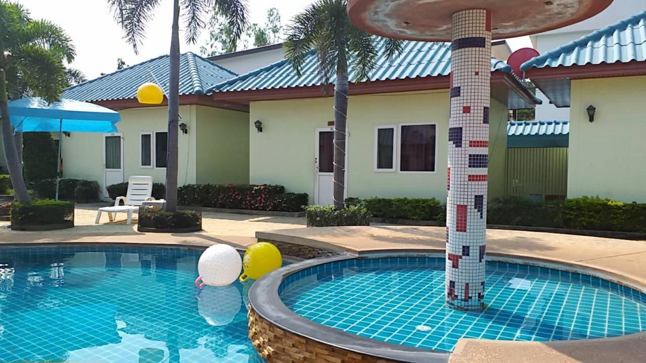 Ponderosa 3* Pattaya