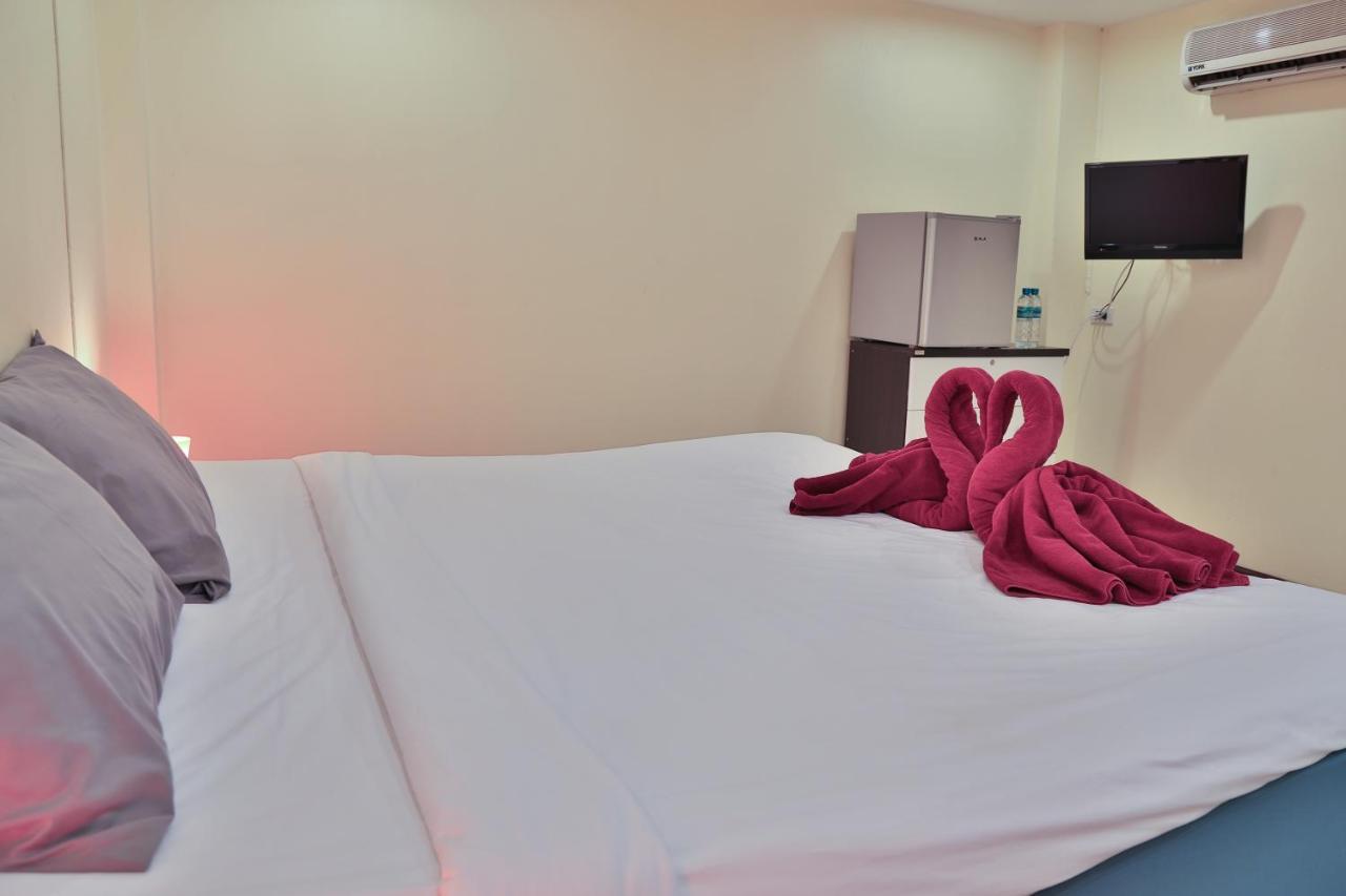 Harrys Bar & Restaurant Hotel 3*