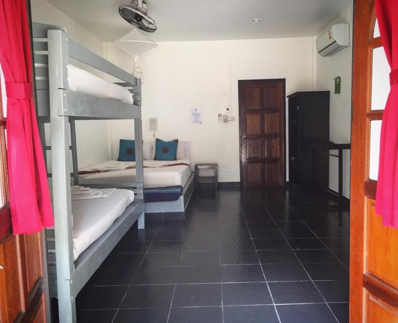 Hotel Papillon 3*