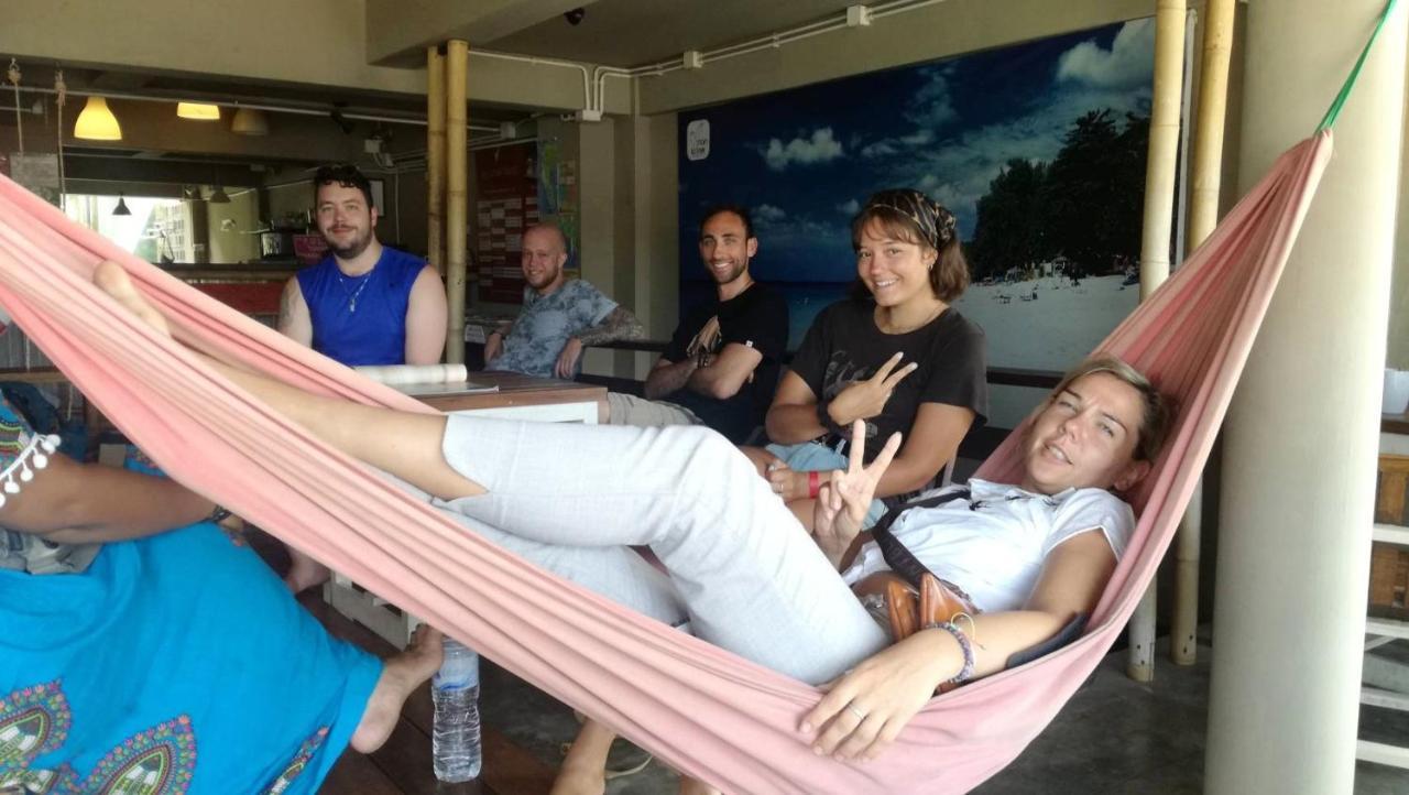 Non La - Bed & Yoga Koh Lanta
