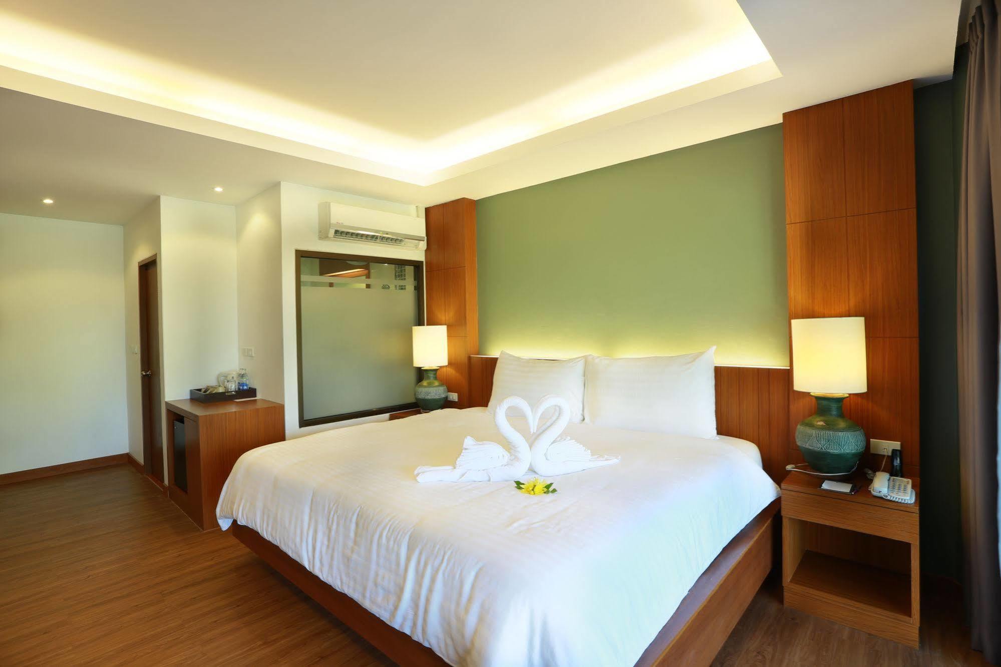 Hotel Beyond Krabi 4*