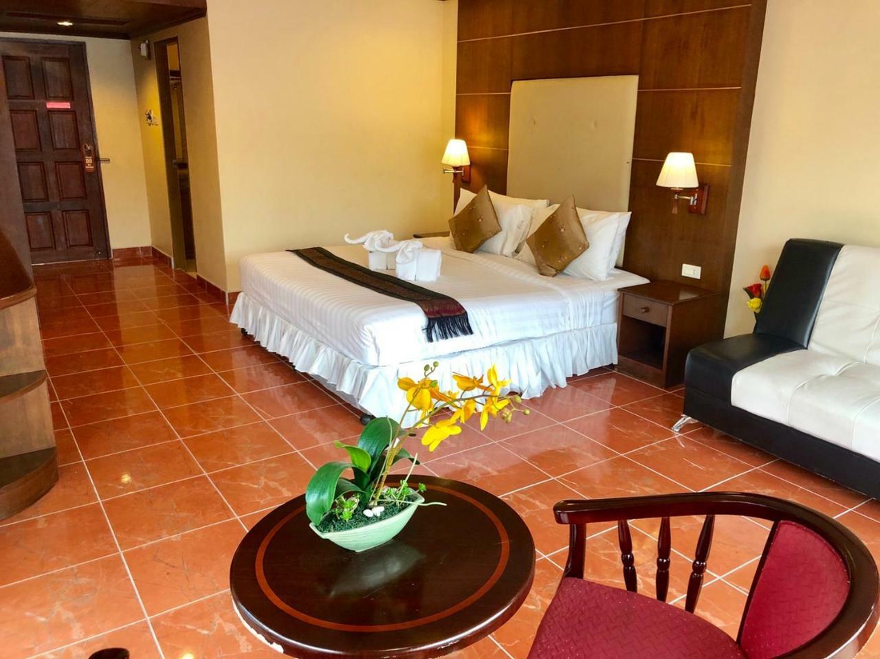 Ban Tyrol Hotel