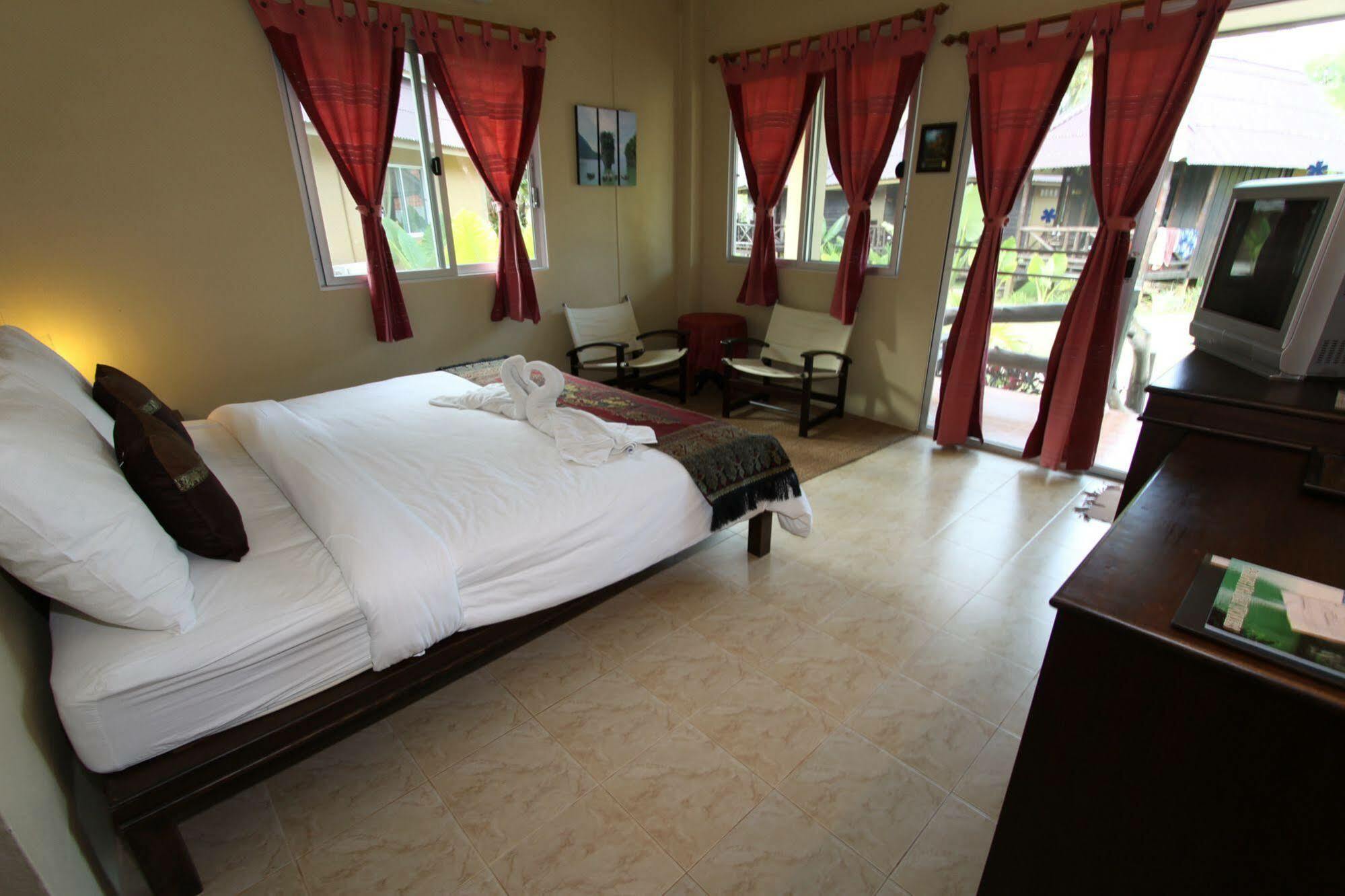 Lanta Castaway 3* Koh Lanta