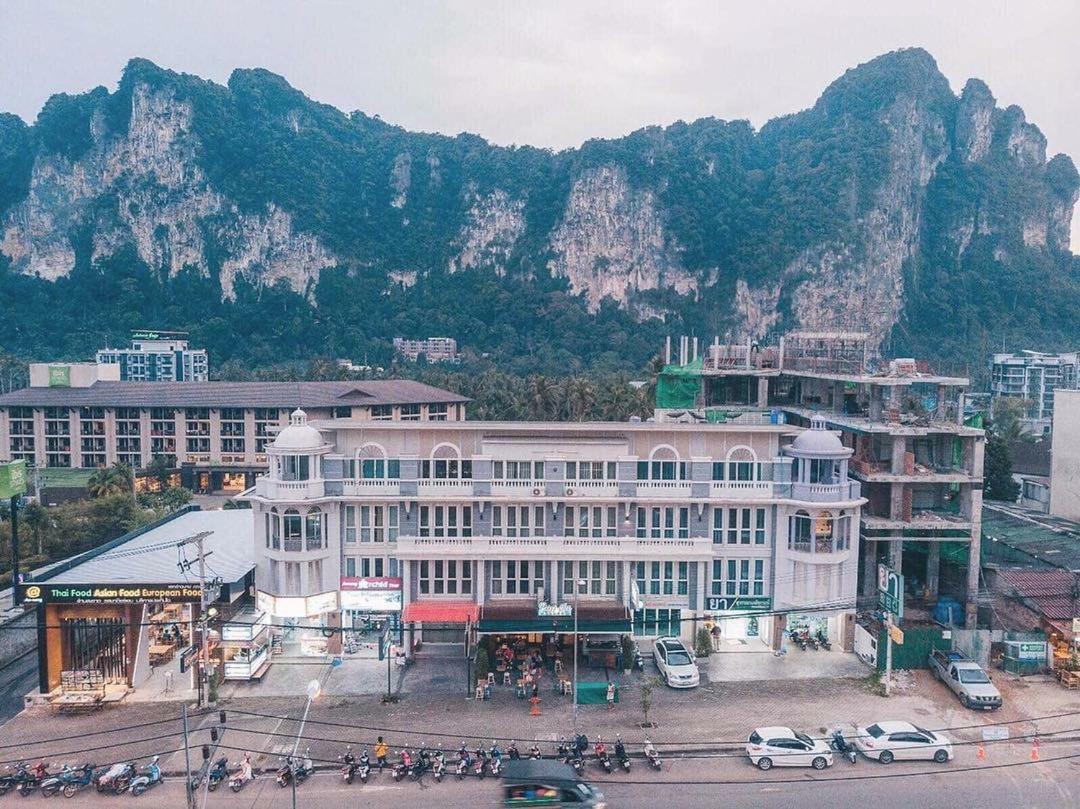 Pop-in Aonang *