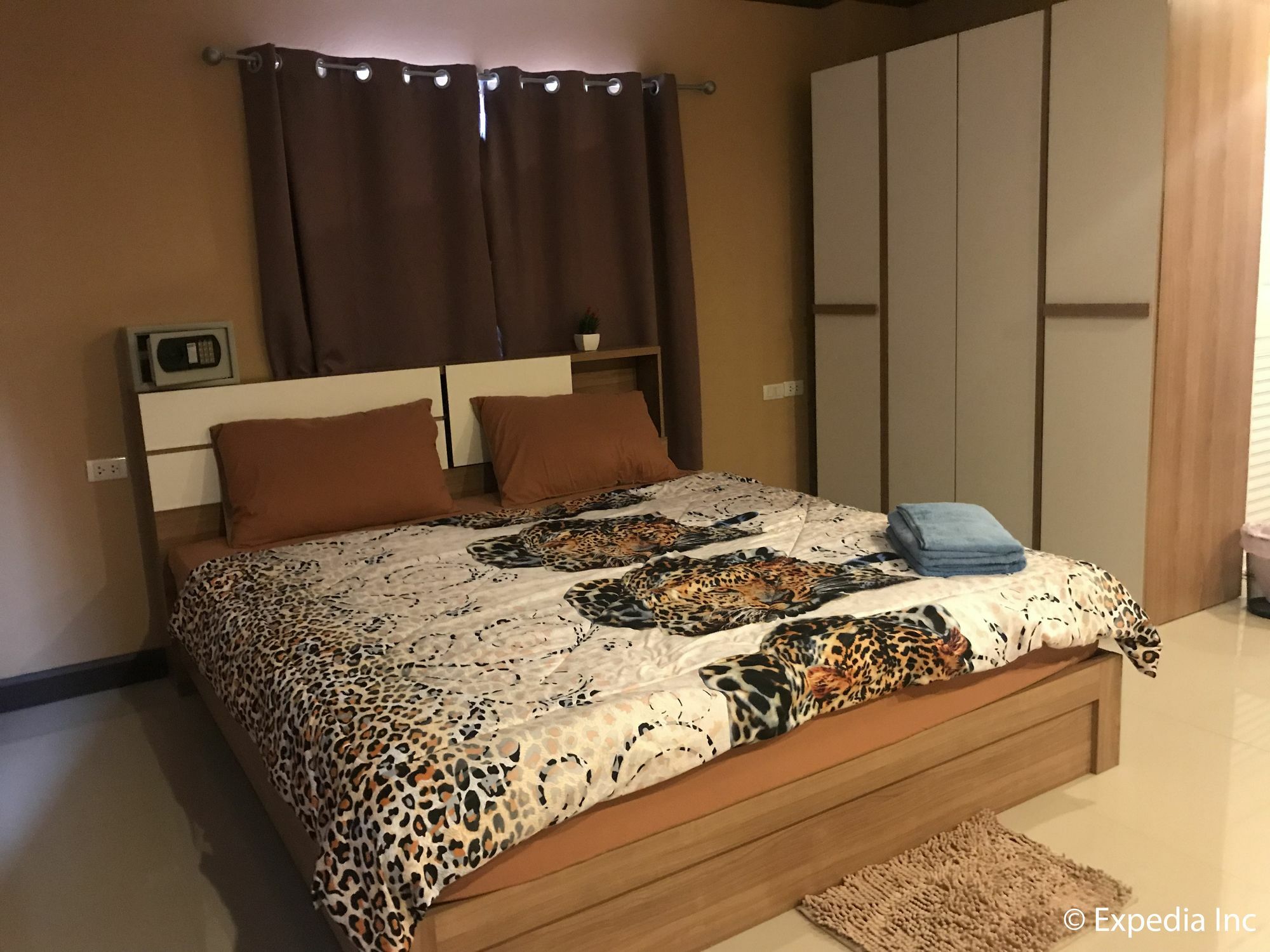 Guest house Burnout Pattaya