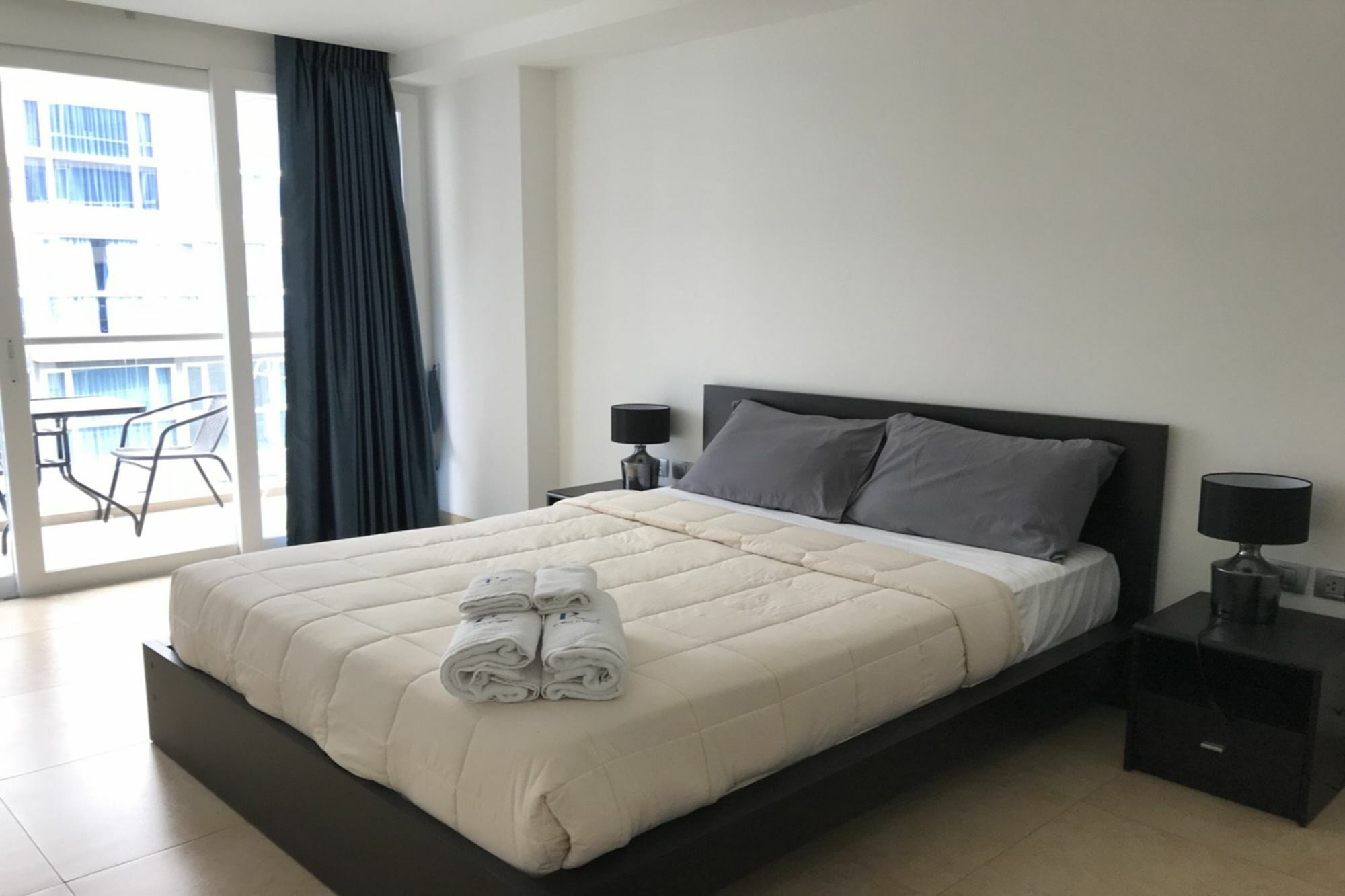 Uplus Avenue Apartment