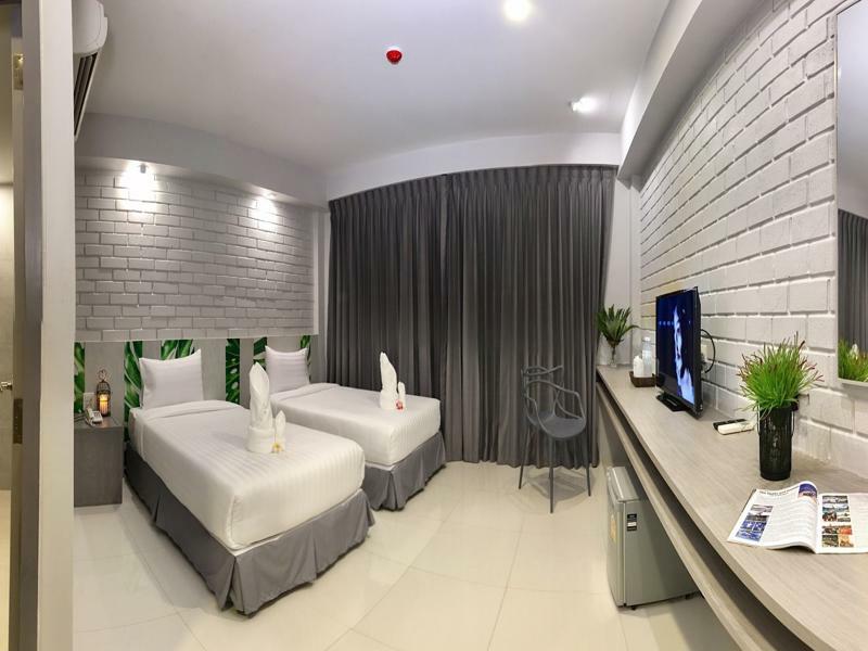 The Pat Hotel 5*
