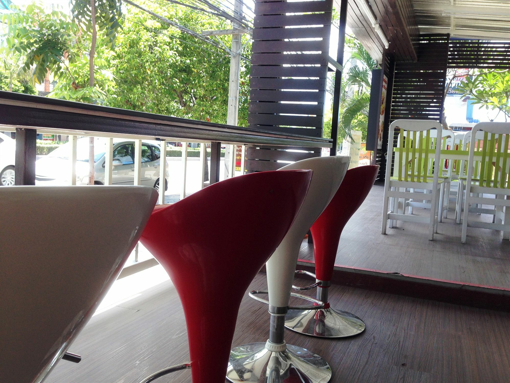 Aparthotel Yanadin Service Bang Saen